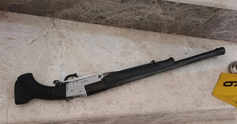 Sürekli annesiyle tartışan oğluna pompalı tüfekle ateş açtı