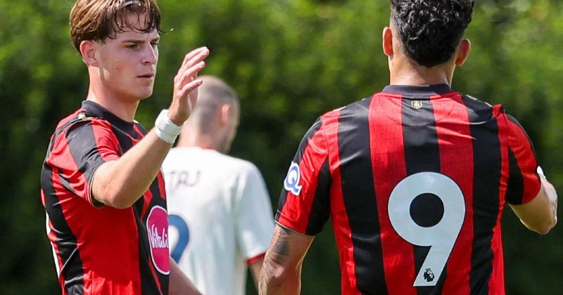 Sahaya çıktıklarına pişman ettiler! Enes Ünal 2 gol attı, tarihi skor geldi