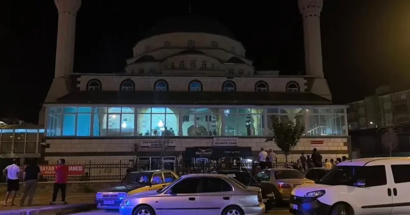 Camide asılı halde bulundu
