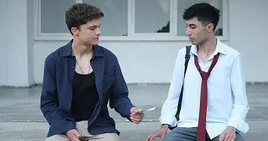 ‘Aksiyon sahnelerinden önce rap dinliyorum’