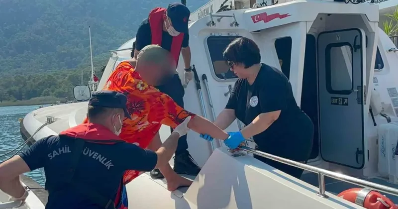 Gezi teknesinde rahatsızlanan vatandaşa tıbbi tahliye