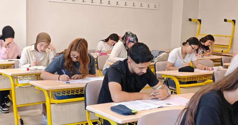 Bakan Tekin: YKS de sistem ve usul değişikliği yok Haberler