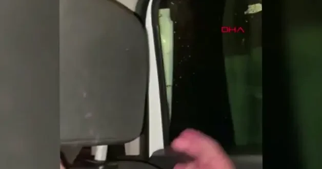 Trafik terörü: Yumruk attı, Hem 180 bin TL’sinden hem aracından oldu