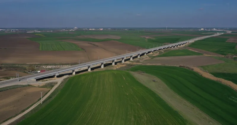Halkalı Kapıkule 1.5 saate düşüyor