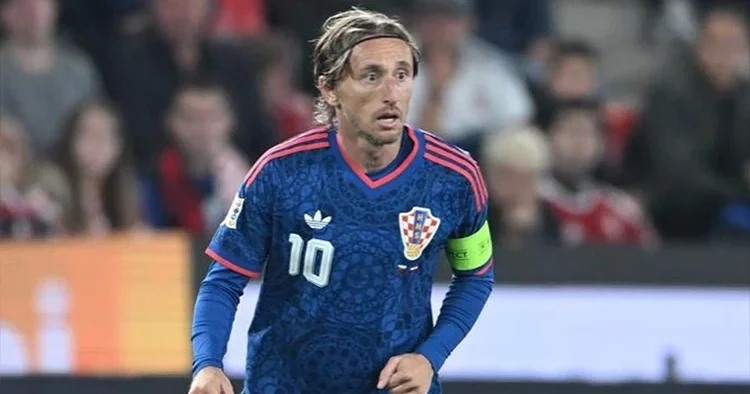 Luka Modric ten 7 0 lık mağlubiyet sonrası sert sözler: Çok utanıyorum!