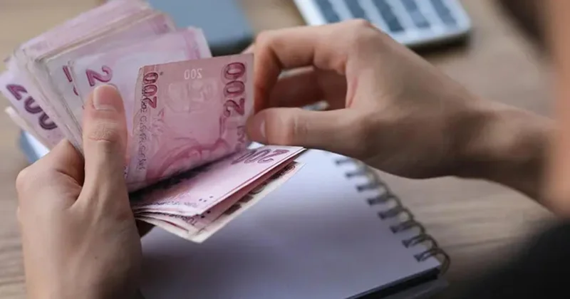 Emekli ve memur zammı ne kadar olacak? Uzman isim en düşük emekli maaşı için rakam verdi