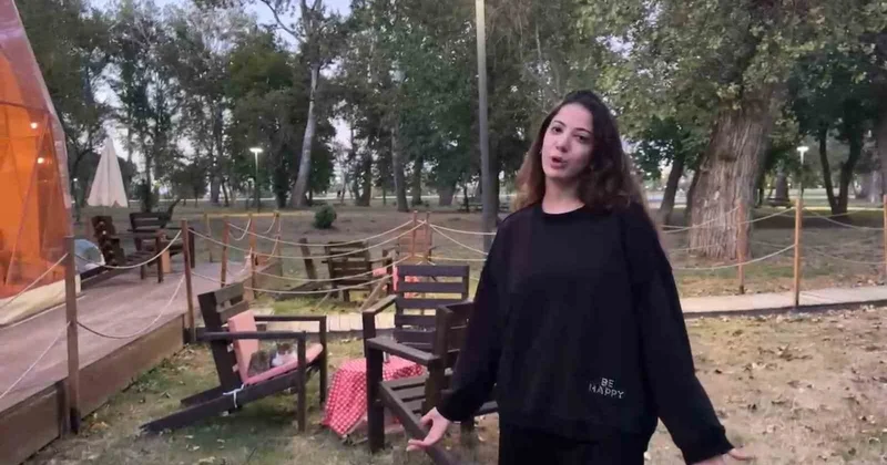 Bahçede yılanla karşılaşan kedi patileriyle saldırıya geçti! Edirne de o anlar kamerada