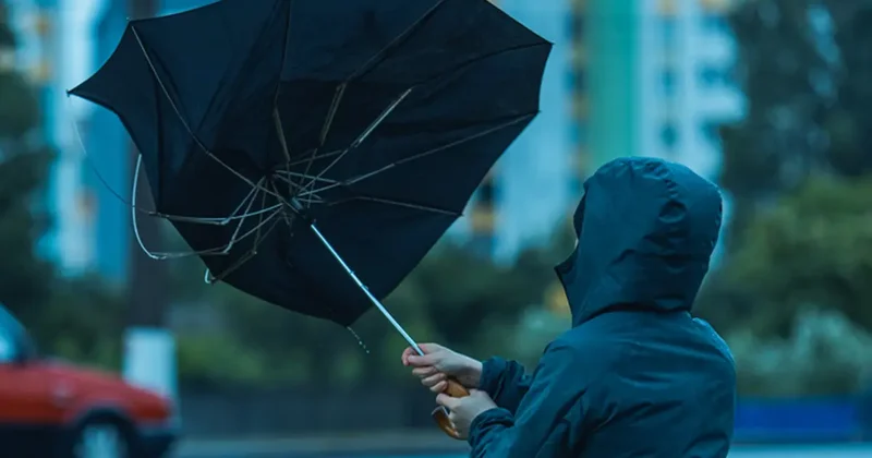 Meteoroloji peş peşe uyardı: Bu bölgelerde yaşayanlar dikkat! Sağanak ve fırtına alarmı