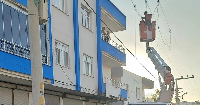 Kaynak yapmak için dama çıktılar! Yüksek gerilim hattı can aldı Sözcü Gazetesi