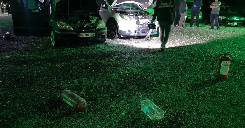Serik te oto galeride kundaklama: Benzin döküp 6 aracı yaktı, sonra teslim oldu