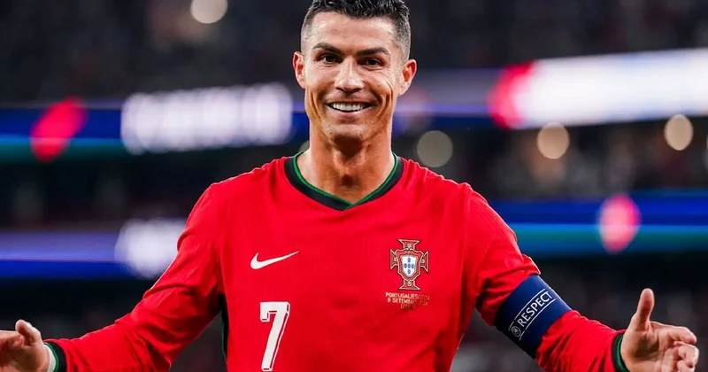 Jesus Ronaldo krizinde yeni perde! Eski Galatasaraylı Portekiz i karıştırdı Sözcü Gazetesi