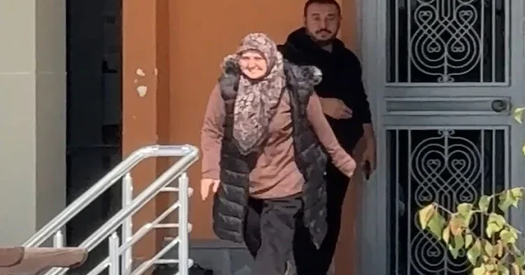 Sivas’ta sınava geç kalan kadın aday okul bahçesini birbirine kattı: Bu benim son şansımdı