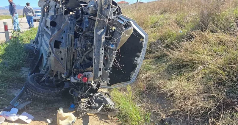Samsun’da hafif ticari araç şarampole devrildi: 1 yaralı