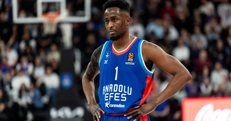Anadolu Efes, Beaubois nın ameliyat edildiğini açıkladı