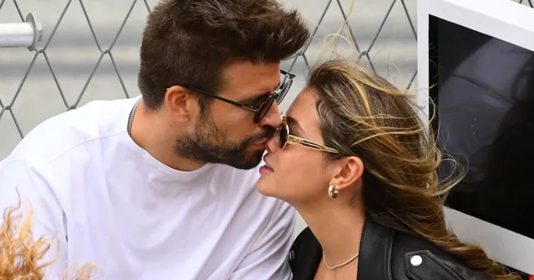 Genç aşkı için 12 yıllık yuvasını dağıtmıştı... Daha ihanetin bedelini ödeyen olmadı... Ayrılık söylentisine öpücük yağmuruyla yanıt!