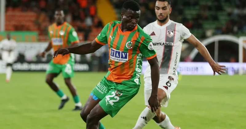 Alanyaspor ile Gaziantep FK nın düellosunda kazanan çıkmadı