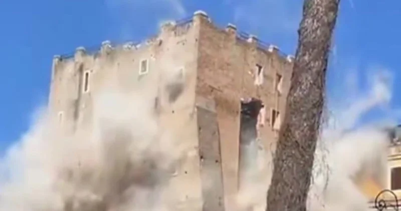 Roma da 800 yıllık kule çökmüştü: Enkazdan çıkarılan işçi hastanede öldü