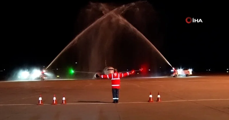 2023 yılından sonra bir ilk! Süleymaniye ye bir Türk uçağı iniş yaptı