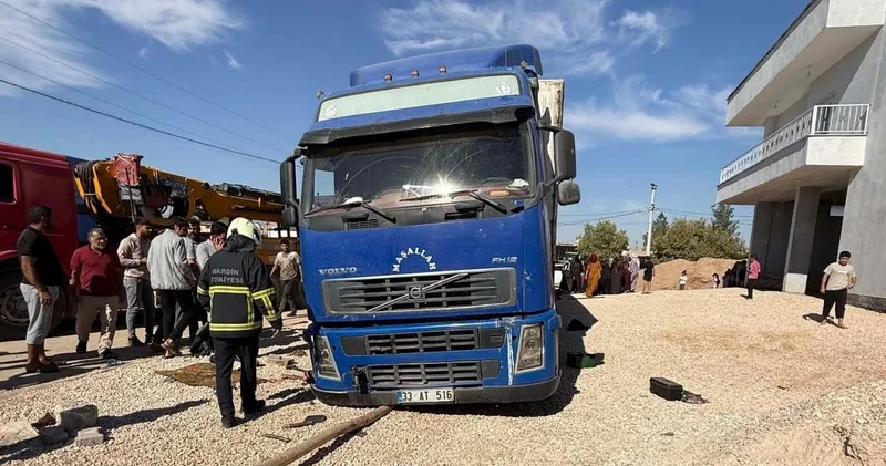 TIR lastiğini değiştirirken yaşamını yitirdi
