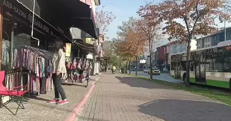 Telefonlarına gelen mesajın ardından böyle beklediler