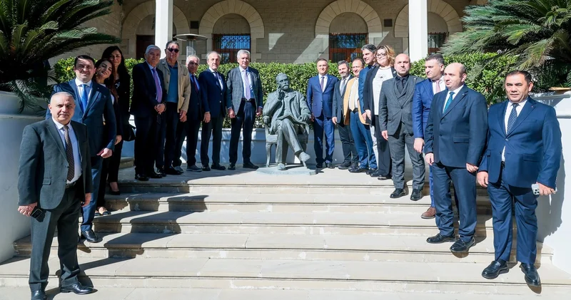 Azerbaycan ın çevresinde tılsım oluştu İş Yaşam Haberleri