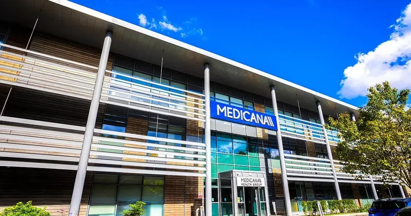 Medicana İngiltere açıldı, Romanya için imzalar atıldı