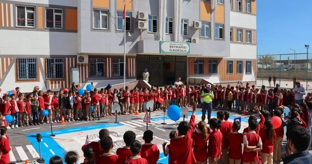 Şanlıurfa da jandarmadan öğrencilere trafik eğitimi Şanlıurfa Haberleri