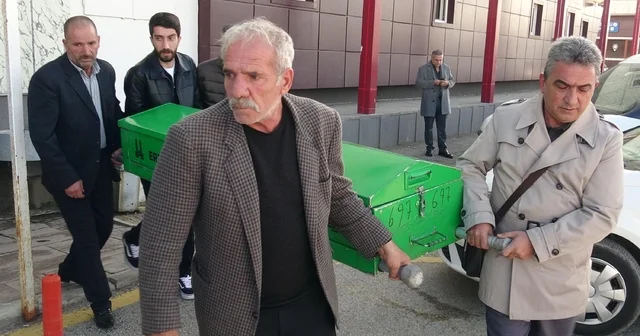 Cezaevinden izinli çıkan husumetlisi tarafından öldürülen kadın, toprağa verildi Erzurum Haberleri