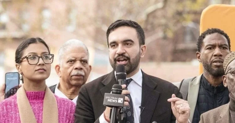 Mamdani ilk Müslüman başkan olur mu? New York bugün sandık başına gidiyor