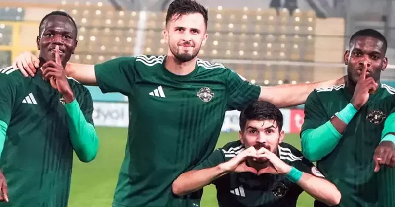 ÖZET I Esenler Erokspor Çorum FK maç sonucu 3 1 Trendyol 1. Lig de zirvenin yeni sahibi Esenler Erokspor Fanatik Gazetesi Futbol Haberleri Spor