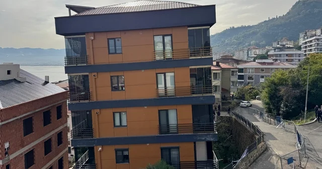 Ordu da zemindeki kaymaya bağlı çatlaklar oluşan 2 binadan 1 inde yıkım için hazırlık yapılıyor Ordu Haberleri