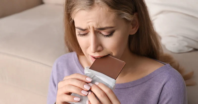 Tatlı krizlerine teslim olmayın: Evde kolayca uygulanabilecek etkili yöntemler