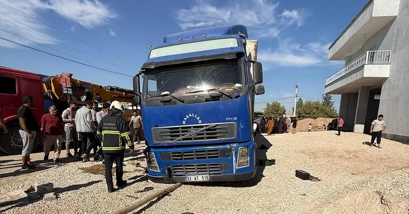 Mardin de feci olay! Tır lastiğini değiştirirken aracın altında kaldı, hayatını kaybetti