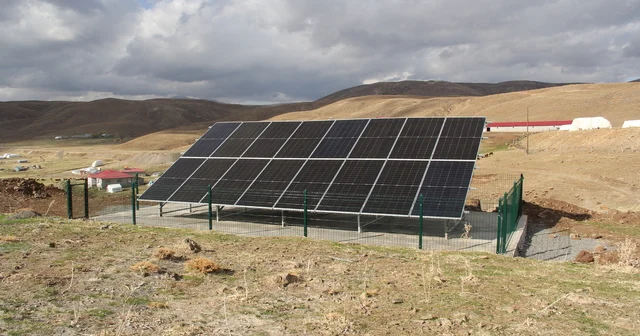 Karlıova da köylerde güneş enerji sistemi kuruldu Bingöl Haberleri