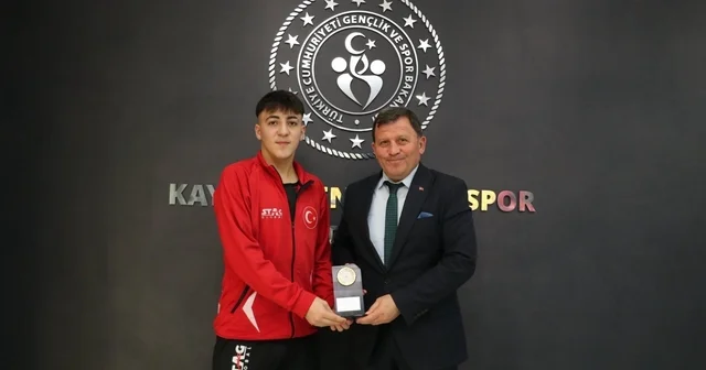 Kenan Eren Kahraman dan Ali İhsan Kabakcı ya ziyaret Kayseri Haberleri