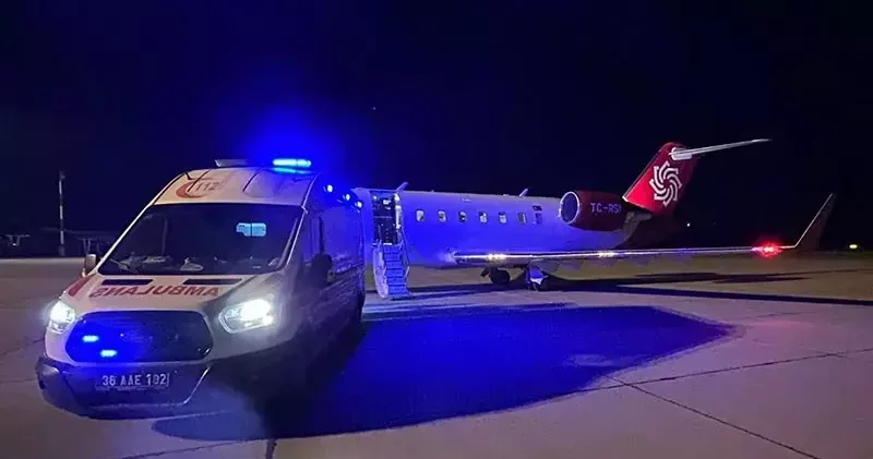 Kars ta 44 günlük bebek, ambulans uçakla Ankara ya sevk edildi