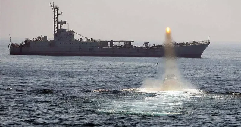 Basra Körfezi’nde gerilim tırmanıyor! İran dan ABD savaş gemilerine uyarı