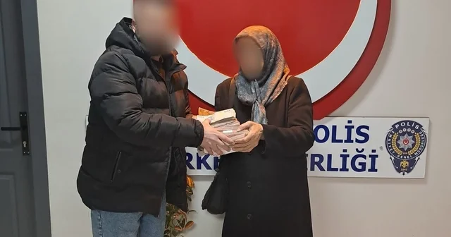 Kendini polis olarak tanıtıp 316 bin 700 TL lik ziynet eşyasını dolandırdı, kısa sürede yakalandı Eskişehir Haberleri