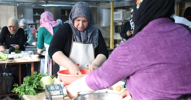 Elazığ mutfağı ulusal arenaya taşınıyor: 40 kadın geleneksel tariflerle yarıştı Elazığ Haberleri