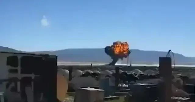 ABD de F 16 düştü: Pilot hayatta kaldı VİDEO İZLE