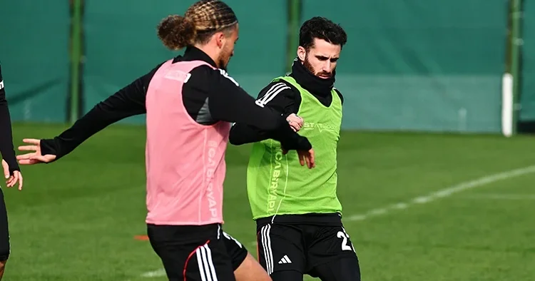 Beşiktaş ta Rafa Silva da mutlu son! 1 ay sonra takımla çalıştı