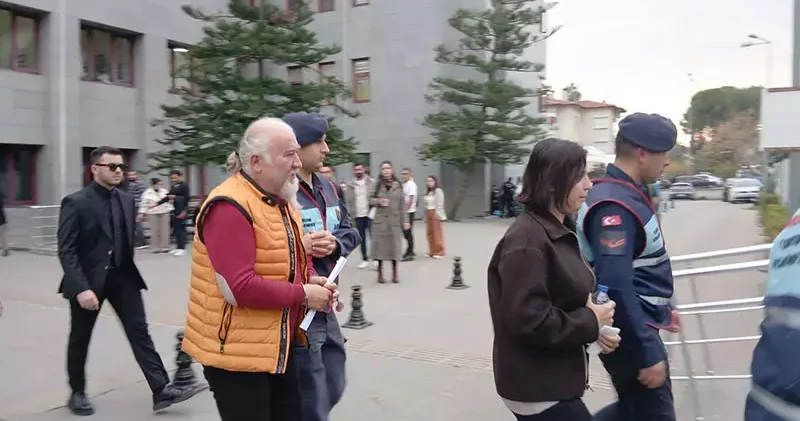 Manavgat Belediyesi nde ihaleye fesat karıştırma soruşturmasında 3 tutuklama