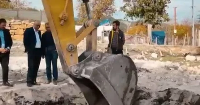 Kahramanmaraş ta kepçeyle mozaik arandı Kahramanmaraş Haberleri