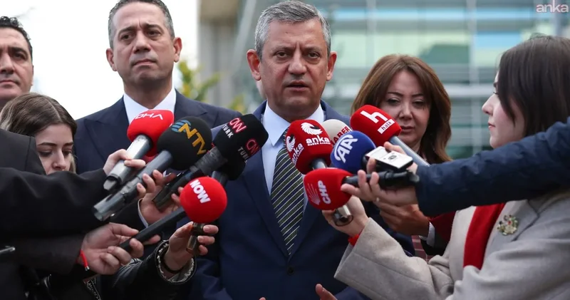 Özel den Ankara da dikkat çeken ziyaret et! Muhabirlere bakın nasıl yanıt verdi