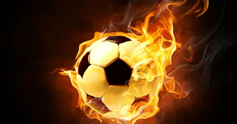 Amatör takımda oynayan futbolcu 19 yaşında efsanevi kulübe transfer oldu