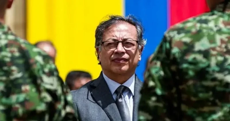 Petro’dan Trump’a rest: Bu savaş ilanıdır Kolombiya ya gel göstereyim