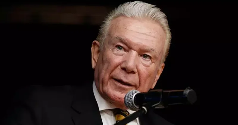 13 yılın ardından Sözcü ye veda etti! Uğur Dündar ayrılığı bizzat duyurdu