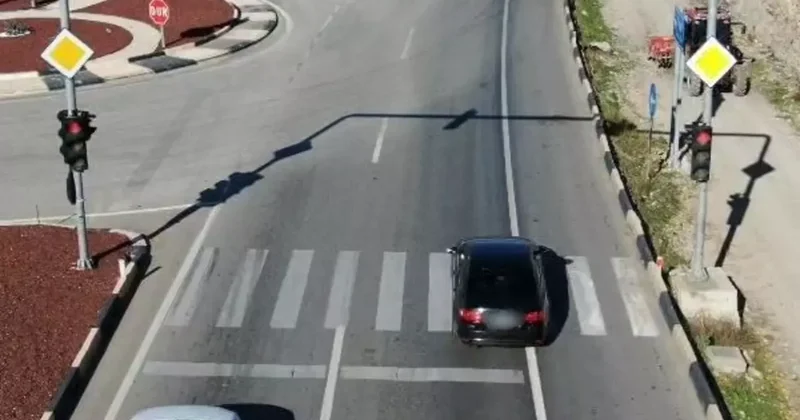 Burdur’da polisten trafik denetimi