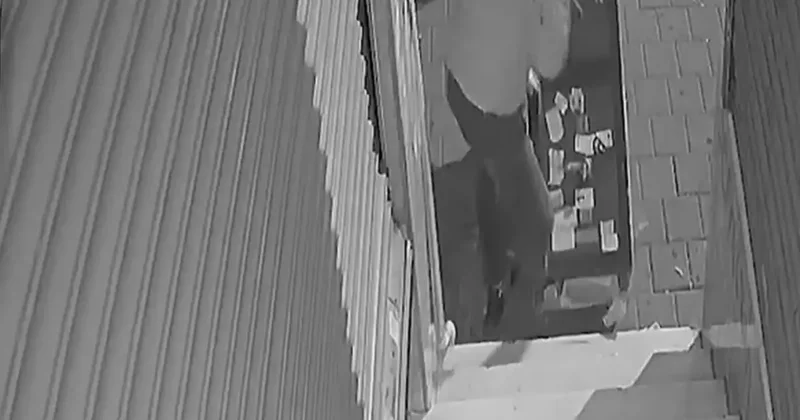 Fatih’te 4 dakikalık soygun: 200 kiloluk çelik kasayı böyle götürdüler