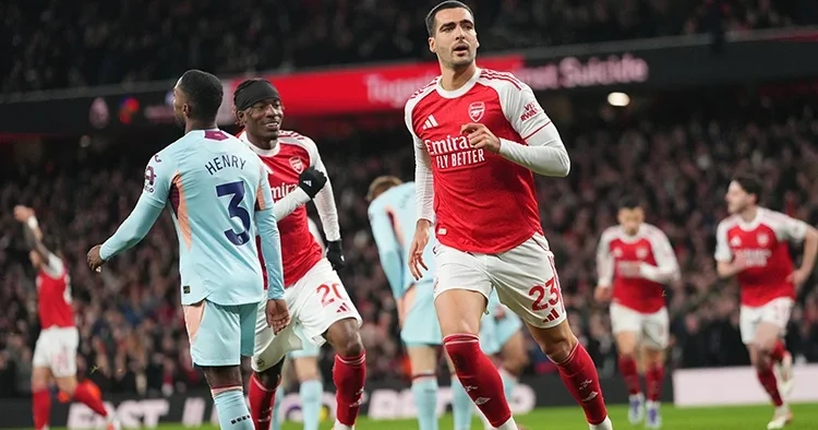 Arsenal 2 0 Brentford (Premier Lig maç özeti)